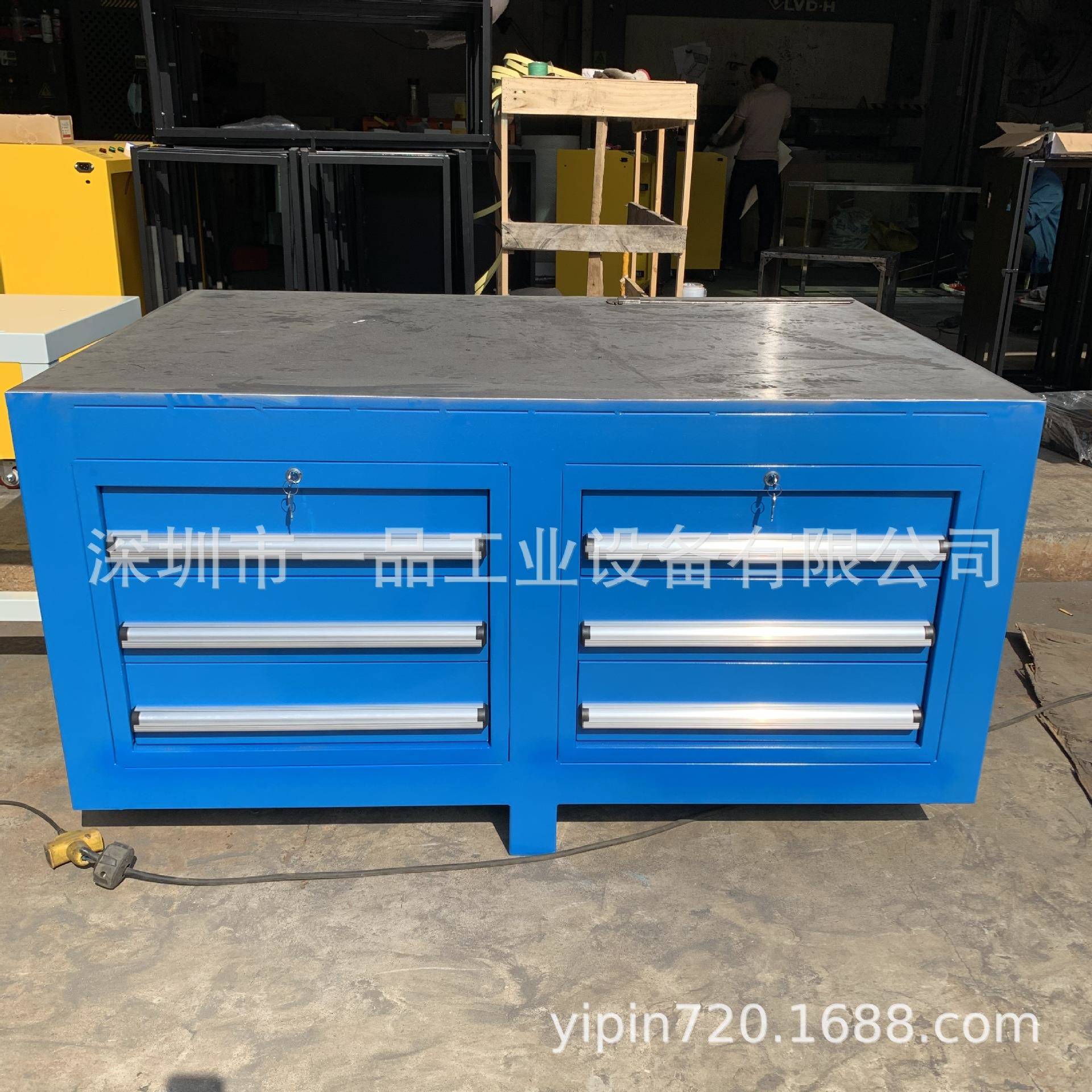 一品模具钳工工作桌水磨钢板工作台重型模房维修桌虎钳焊接装配台