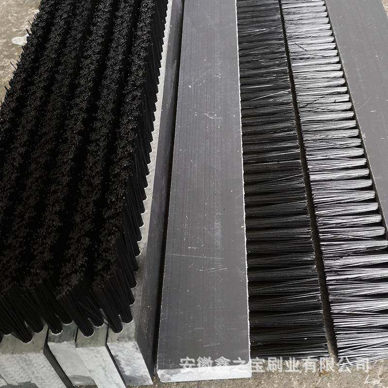 生产PVC平板长条毛刷尼龙丝除尘板刷砖机条刷工业PVC毛刷条排刷,纺织面料/辅料/配套,纺织机械配件,淘宝优惠券,粉丝福利购,淘宝优惠卷