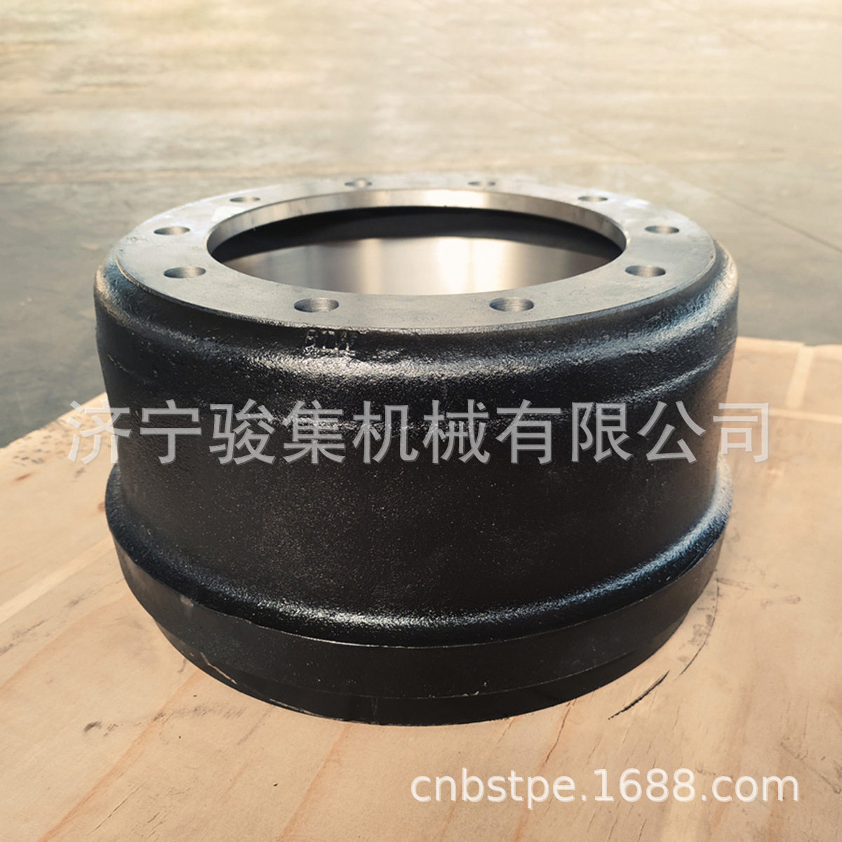 耐磨挂车车桥制动鼓厂家现货13吨16吨半挂车后桥制动鼓