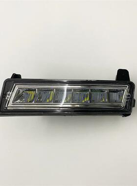STZT1649060151适用奔驰W164X164X204LED日间行车灯