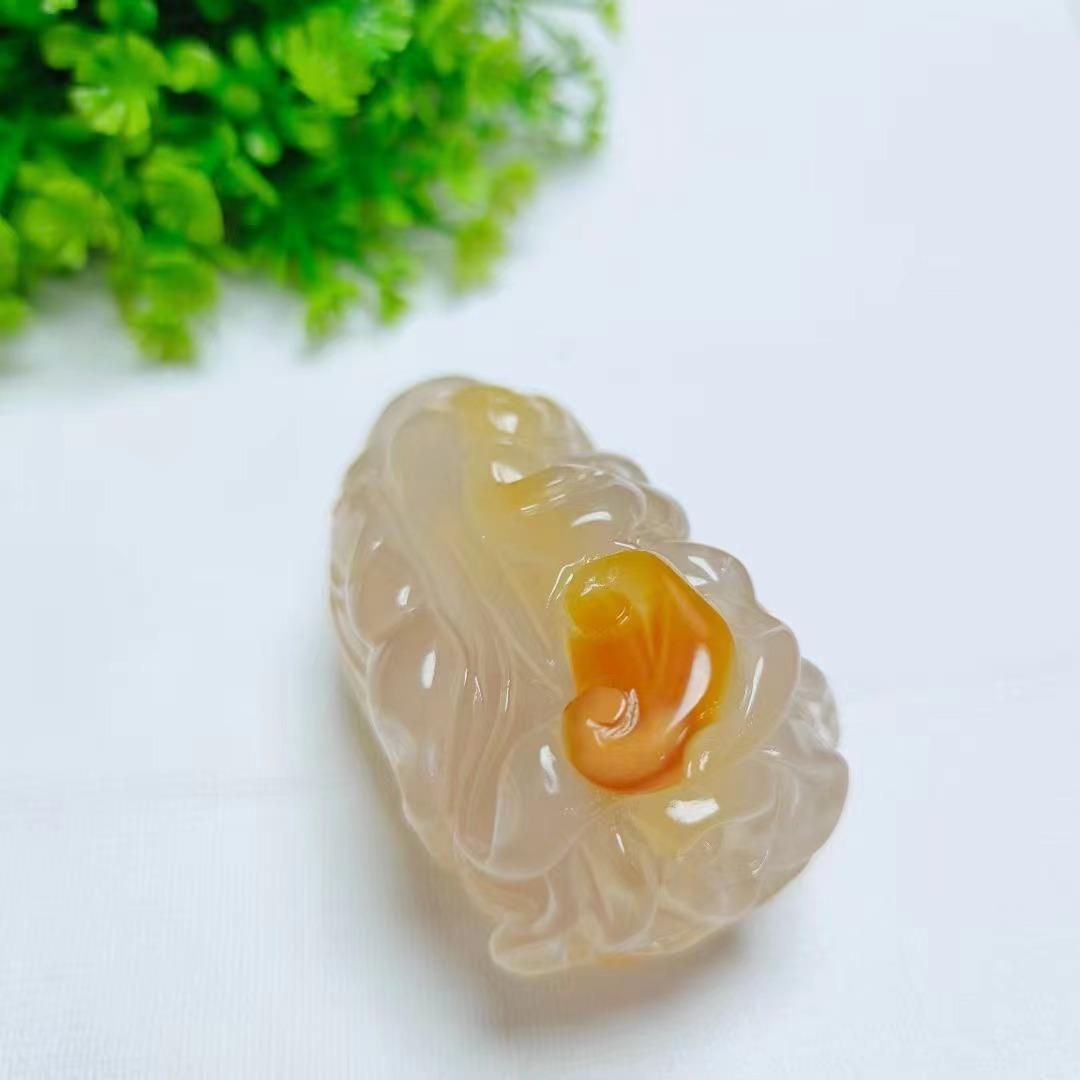 俏色玉髓白菜手把件玉原石把玩玛瑙摆件男女手玩件多样性发货