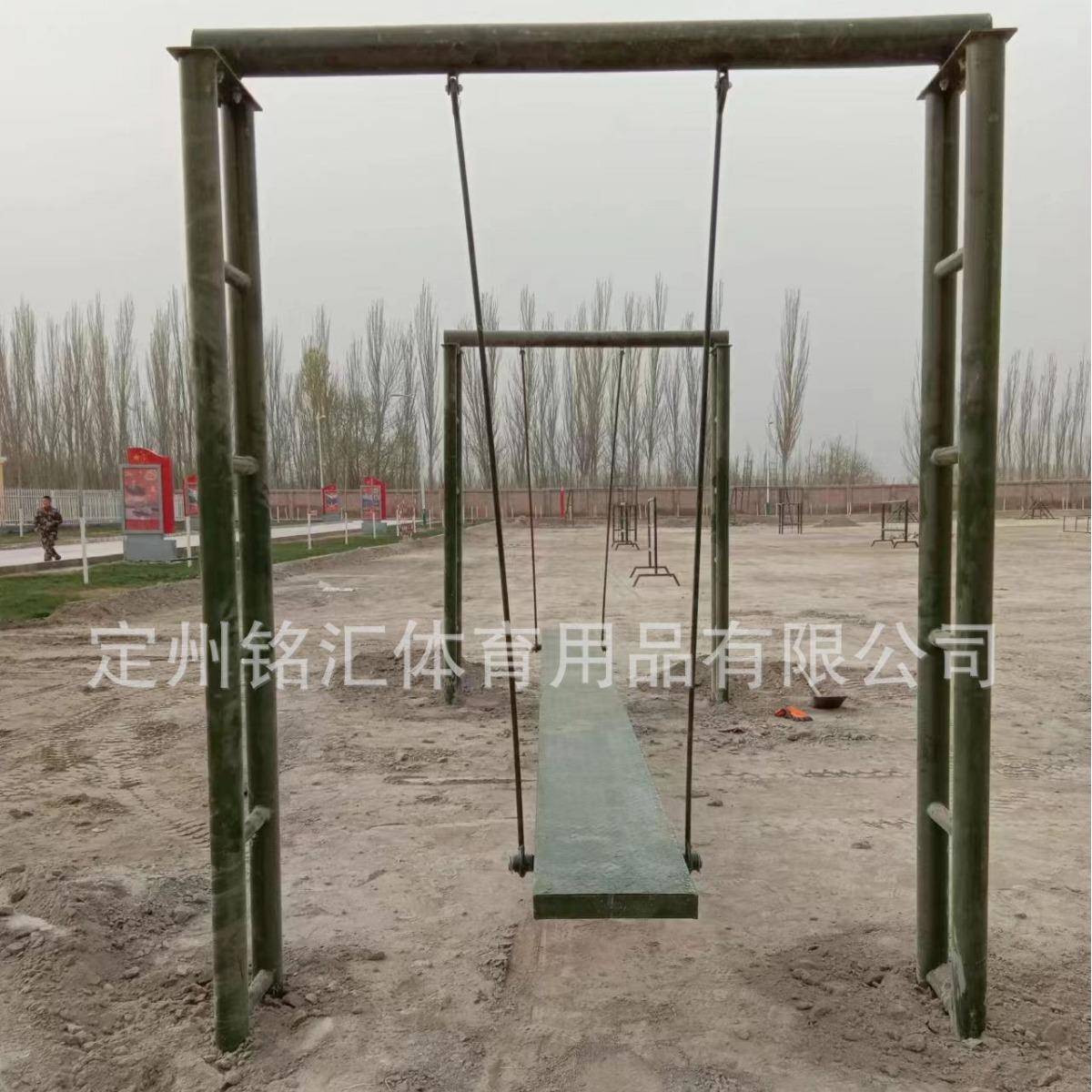 户外浪木拓展训练器械户外平衡训练荡木板独木桥单人双人荡木桥独