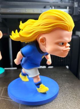哈兰德梅西足球手办桌面摆件