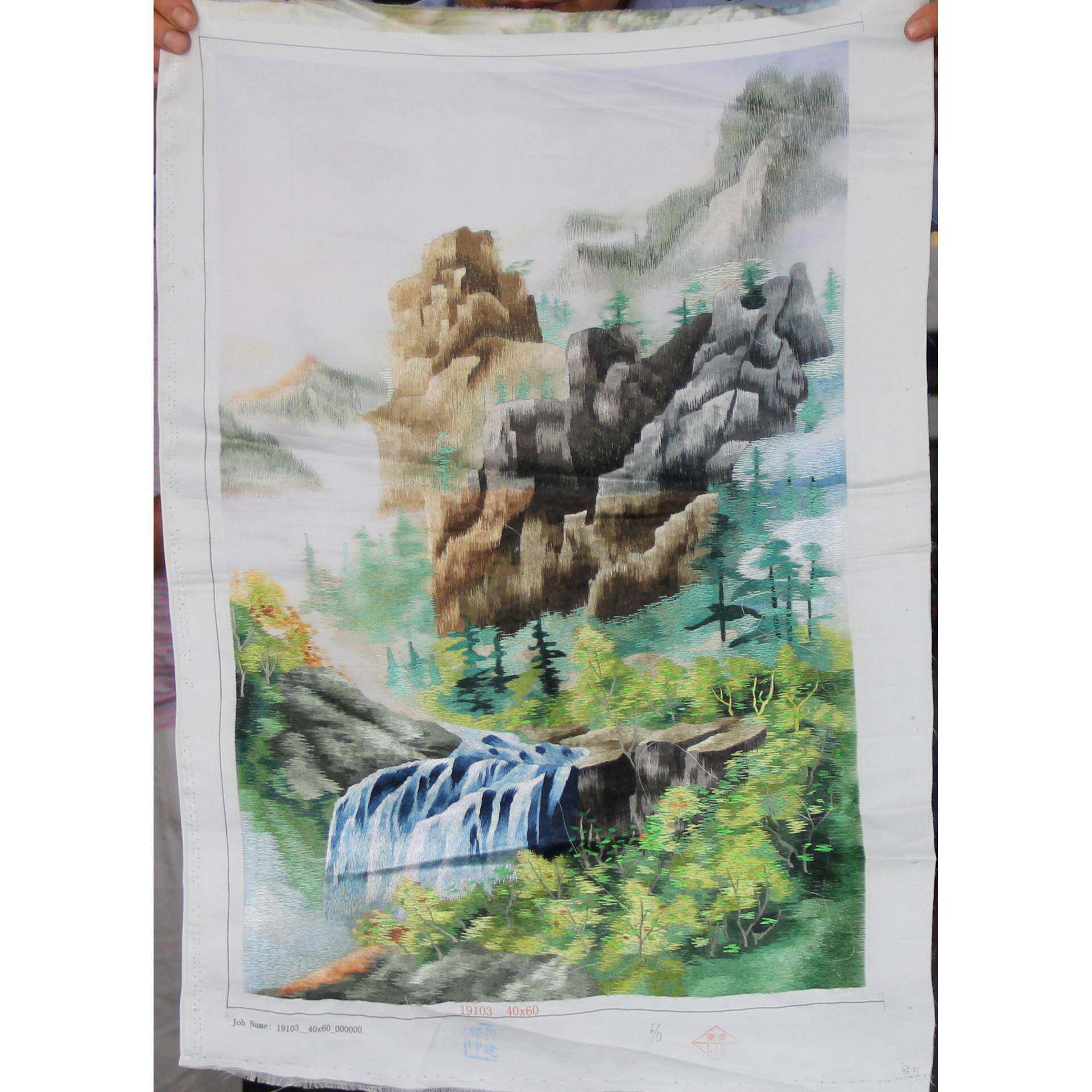 苏州手工刺绣画客厅办公室装饰画苏绣山水画未装裱生产