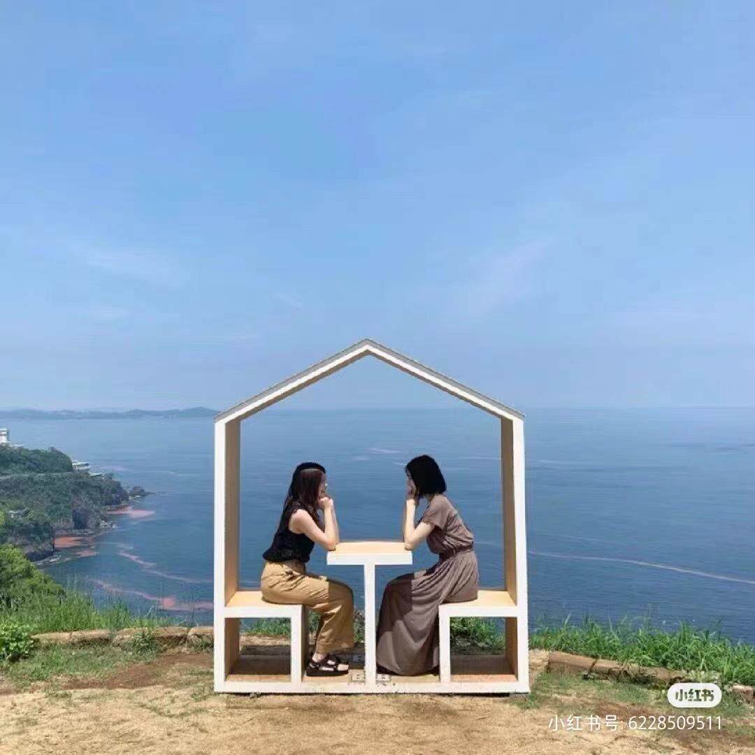 桌椅创意设计摆件背景景区镀锌板户外防腐木美陈装饰网红民宿座椅
