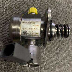 13517595339高压燃油泵适用于宝马系列0261520144X5X6B7E70