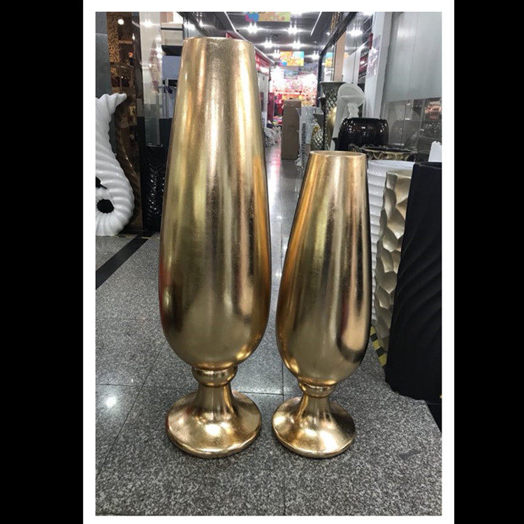 现代金箔色玻璃钢酒杯形落地大花瓶酒店前台商场售楼处微景观摆件
