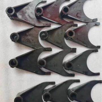 株齿分动箱拨叉换向齿轮换向拨叉