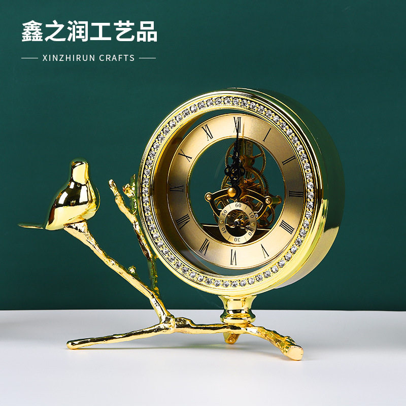 批发简约欧式金属小鸟台钟复古创意轻奢座钟客厅装饰挂钟摆件