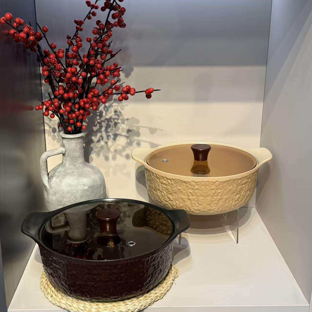 家用陶瓷砂锅可明火电磁炉使用煲汤神器一锅两用颜值并存送礼佳品