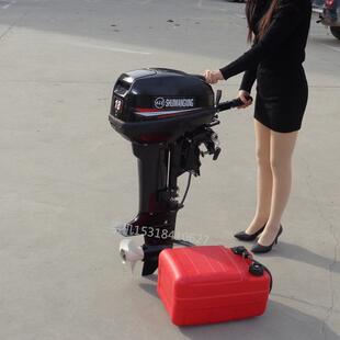 扎兰屯市小型舷外机玻璃钢冲锋舟船挂机小型汽油挂桨机船尾机