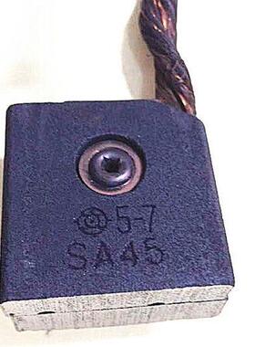 供应SA45双片铆钉碳刷2X（8x32x50），SA45双片碳刷