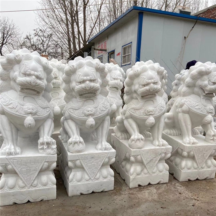 汉白玉青石石狮子一对看门摆件