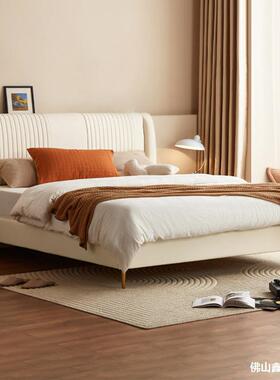 奶现油皮床代简约双人床WVC主室高端风大卧气软包婚床轻奢储物大