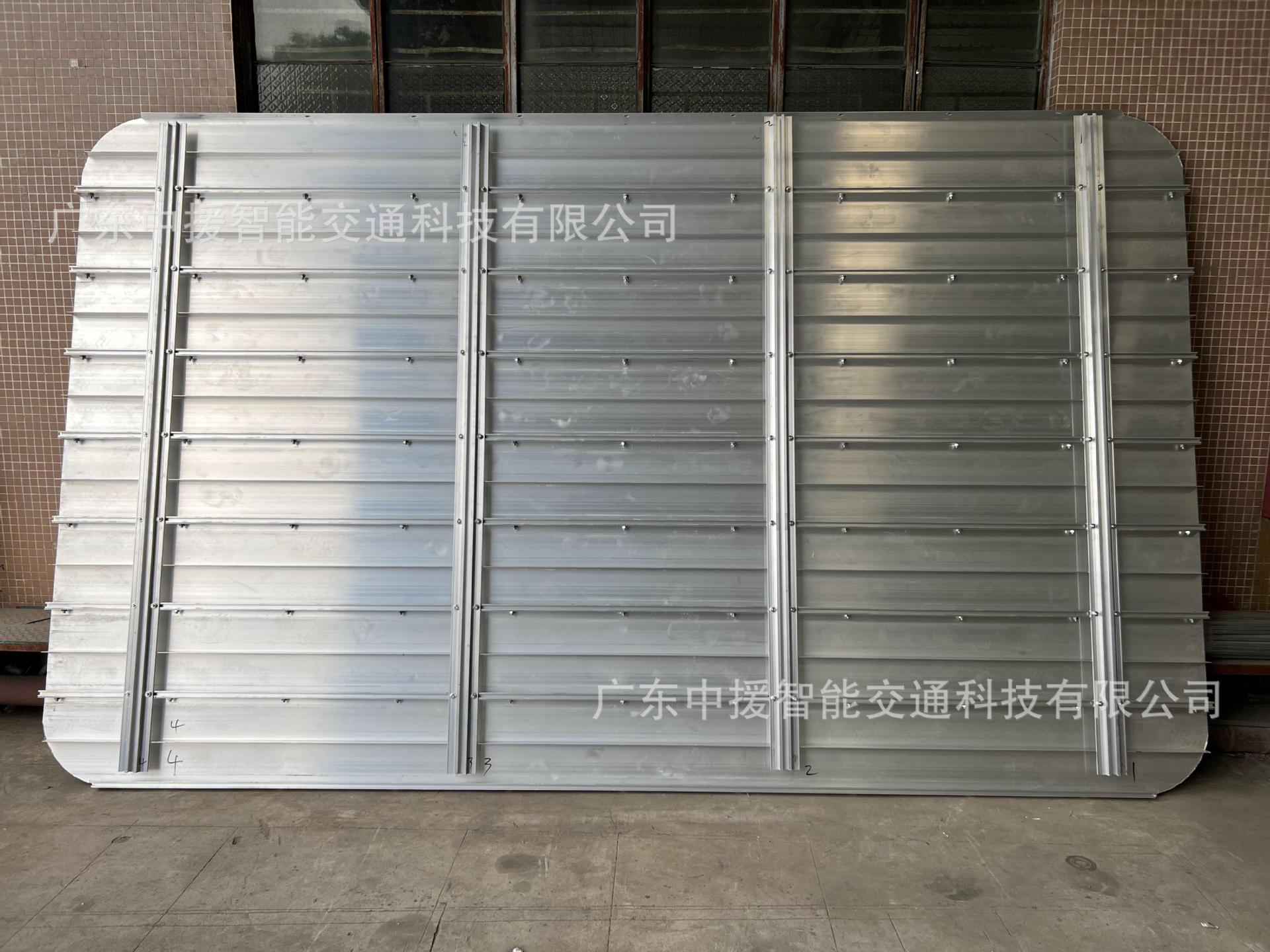 深圳大型悬臂式铝板反光标志牌