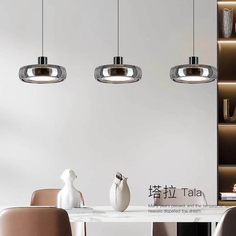 餐厅吊灯2现代简约条意式轻奢高级感04新一字长岛台341餐桌玻2璃