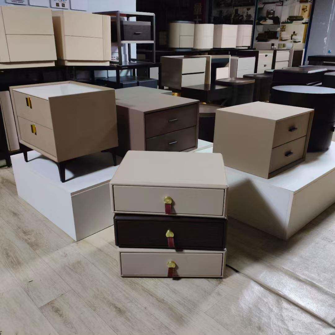 轻奢极简创旋转床头柜现代简约边室高端床RXL卧边柜意意式皮艺斗