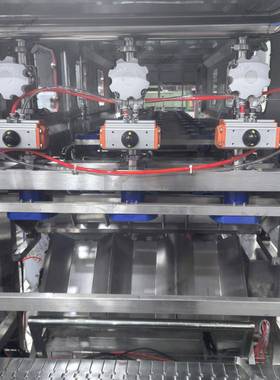 五纯加仑循环桶灌装34090机水饮用水装生产线机械设备灌净山泉水