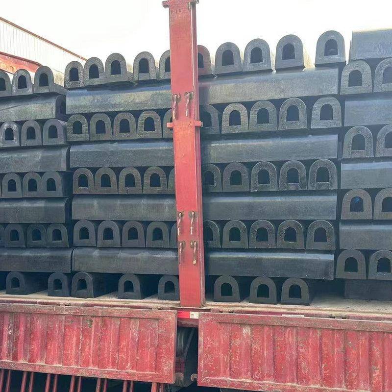 D护口舷港码头D型护舷防撞缓845冲块船舶边防护用护半圆橡胶护舷