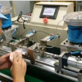 生产全自动粉盒心组机气垫BB盒组装 装 塑胶盒HCS霜空打销钉机