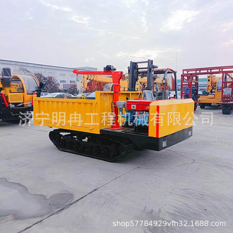 小型起履带式运输车加装GIS小机长2米重伏板光山地爬山虎自行吊走