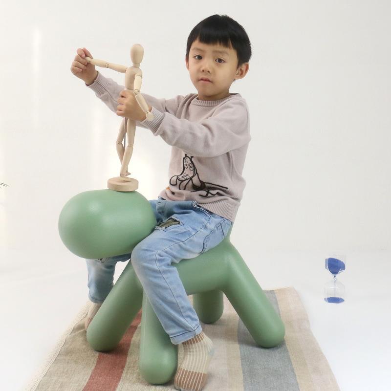 小狗凳创意塑料儿童卡通玩具动物凳子彩色幼儿园网红椅子拍摄道具