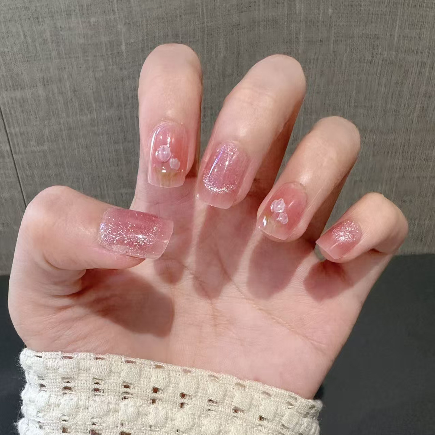 手工甲猫眼穿戴甲粉色闪粉花朵短款高级感美甲贴片显白可拆卸指甲,彩妆/香水/美妆工具,穿戴甲/甲片,淘宝优惠券,粉丝福利购,淘宝优惠卷