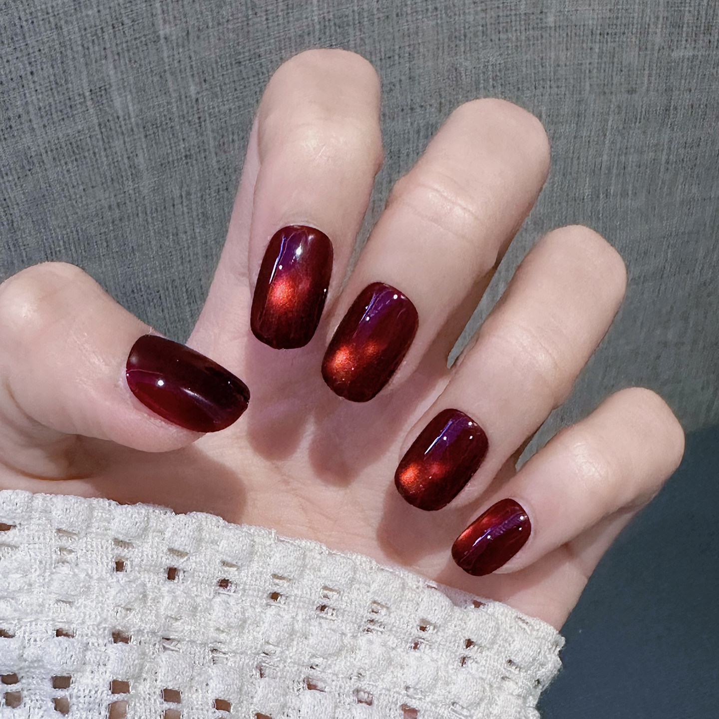 轻奢红色手工甲猫眼穿戴甲短款美甲贴片假指甲贴显白甲片指甲贴片,彩妆/香水/美妆工具,穿戴甲/甲片,淘宝优惠券,粉丝福利购,淘宝优惠卷