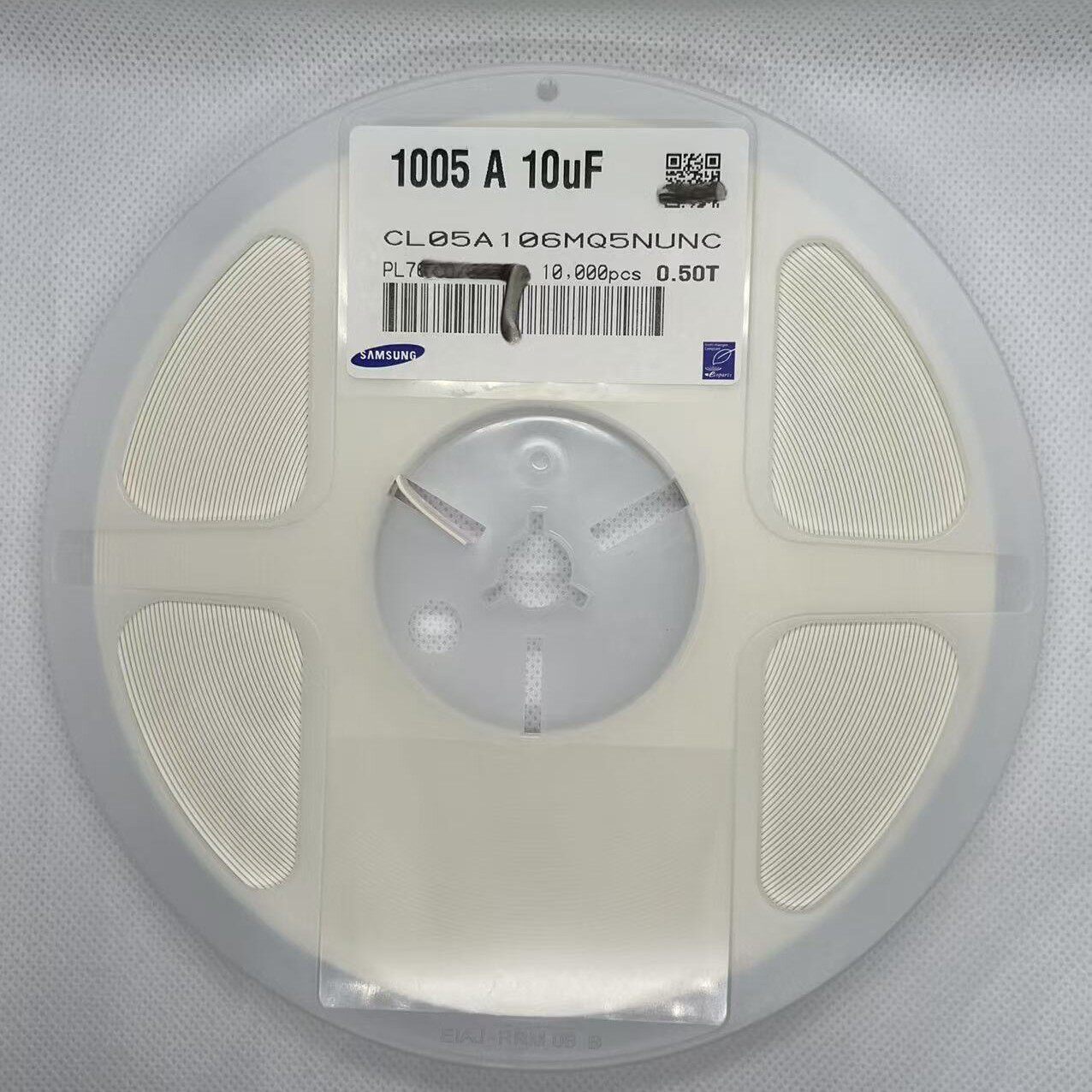 CL05A106MQ5NUNC贴片电容0402 10uf ±20% 6.3V X5R电容器元器件