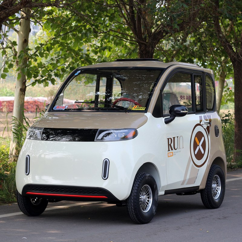 低速老头乐电动四轮汽车女士代步迷你小型家用新能源四轮代步电车