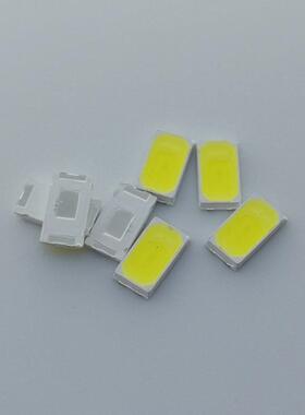 现货SMD5730贴片灯珠LED光源5730金线铜支架高亮白光