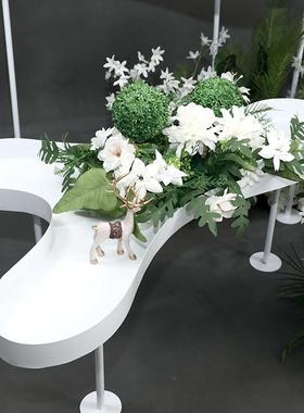 装婚礼道具甜品台新置款云EFP朵甜品橱台铁艺商场窗路引饰场地布