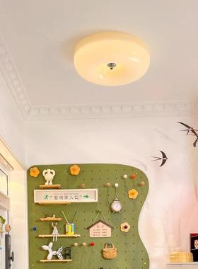 奶油吸风卧18855室顶灯法式布丁餐房厅儿童室灯护眼圆形复古中山