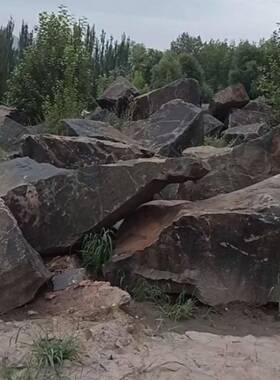 中国黑镜园面对形石庭院别墅林黑色景观yx20253石原石劈开造山西