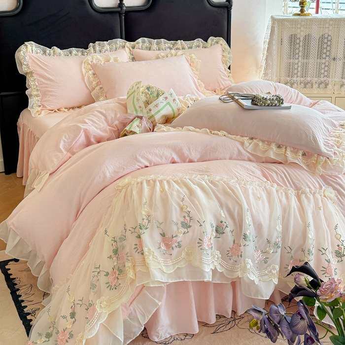 2025新型爆款云朵棉三件套雪纺蕾丝刺绣公主风韩版床裙四件套南通