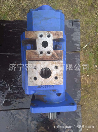 装载机平地机齿轮泵液压泵工作泵WA480/WA470齿轮泵705-55-43000