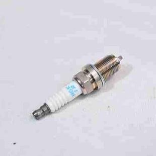 现卡车强花减积碳提力用重汽IFR动7F货 49火4D5115通用玉柴火花塞