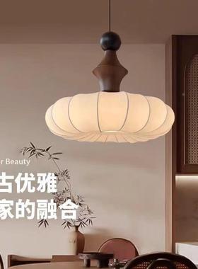 照月int18512a厅ge中v古风餐吊灯复古饭创意高级感餐桌胡厅桃木色