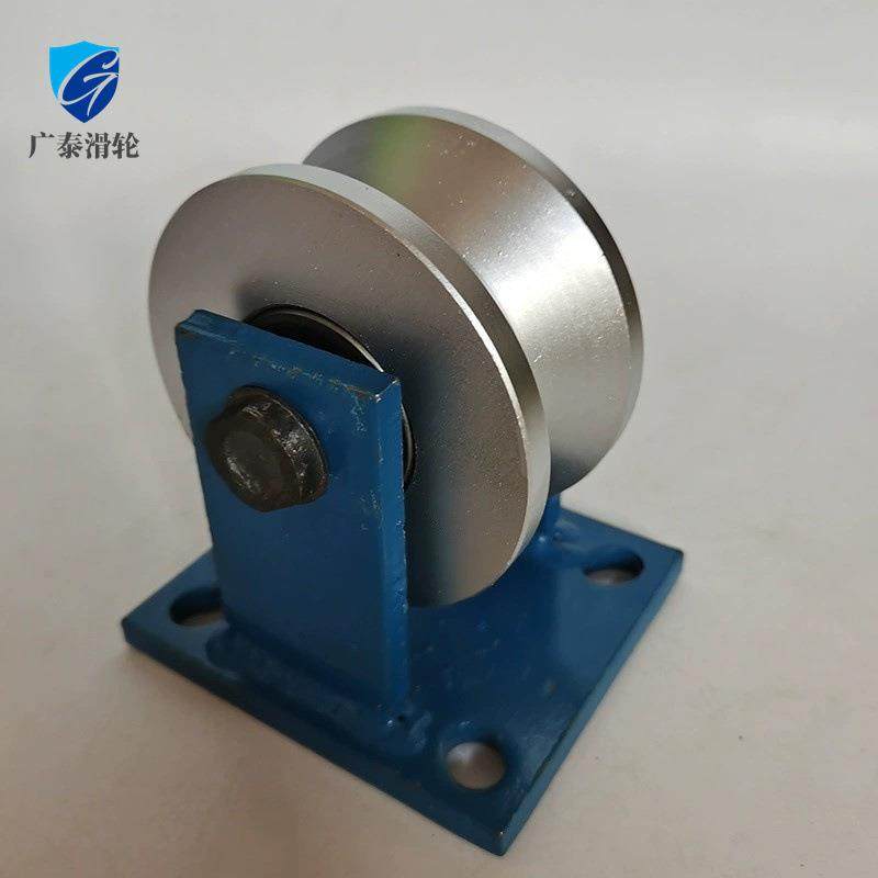 双边铸钢轨道轮V型矿山滑轮货梯升降机滑轮V型带架工业设备脚轮