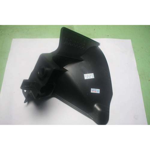 D10J-50-1U0AD10J-50-1V1A适用于马自达CX3水箱下护板