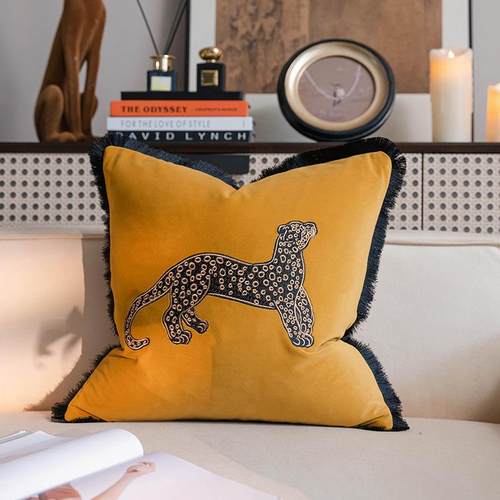 法式古绣刺客厅沙复发抱枕垫卧室20232床头靠靠枕中古风靠背