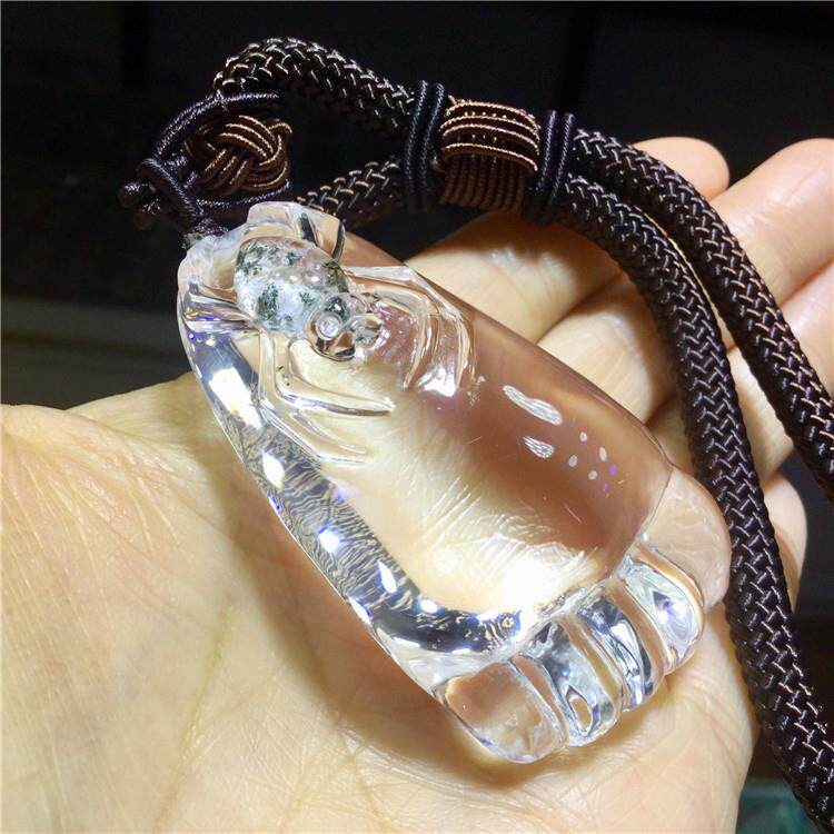 东海水晶天然全包裹绿灵俏色巧雕蜘蛛脚丫知足常乐手把件