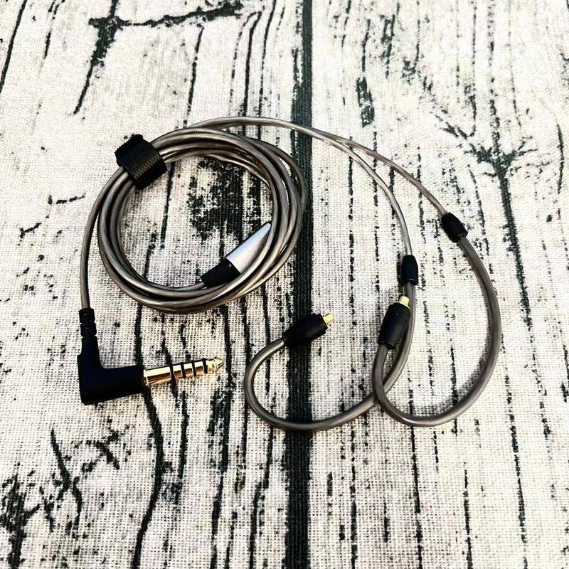 i900机线ie300耳机线MMCX耳机线2.45MM.4MM平ie900耳衡线diey维修