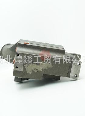 重庆康明5斯KTA19/KTA2044238柴油发动机总节温器壳及支架成30658