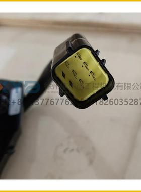 配徐工平地机GR153406787电子油门脚踏板原厂件80UPA36287494