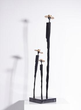 现代简约茶B0616新中式金意属人物组合摆件样板间几创带帽脚雕高