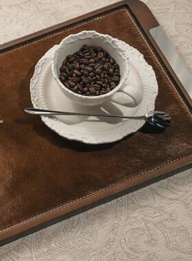 多马莫高档品香IXJ薰托样板房衣帽间客厅茶几收纳盘轻奢毛装盘饰