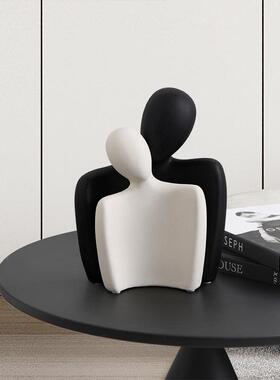 艺歆居代简约象人物摆拥家件FEQ电视柜酒柜玄关情现侣抱艺术装饰