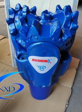 供应IADC217 17 1/2“ 445mm钢齿三牙轮钻头，铣齿钻头热卖中