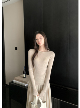1XTWO 自由旅者 极简圆领修身针织衫套装女气质百褶半身裙两件套